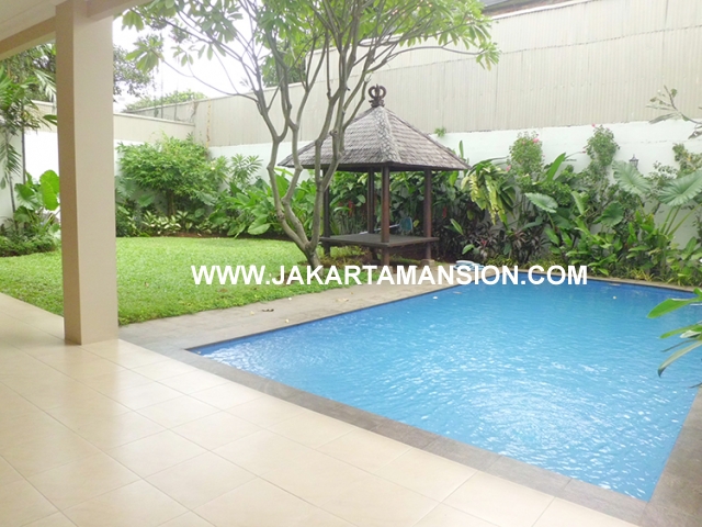 HR449 House for rent at Ampera Kemang