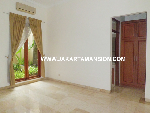 HR449 House for rent at Ampera Kemang