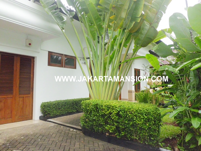 HR450 House for rent at Kemang