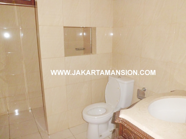 HR450 House for rent at Kemang