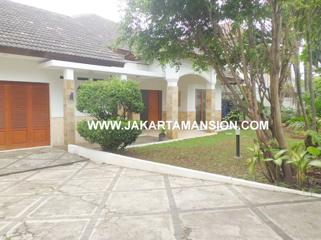 HR451 House for rent at Jeruk Purut Kemang