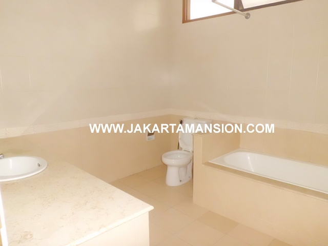 HR451 House for rent at Jeruk Purut Kemang
