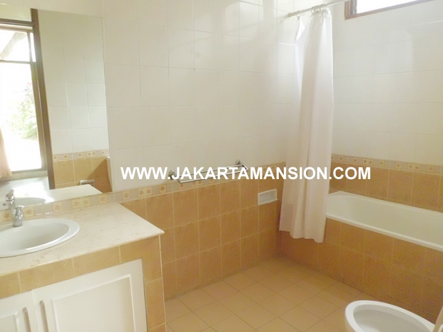 HR451 House for rent at Jeruk Purut Kemang