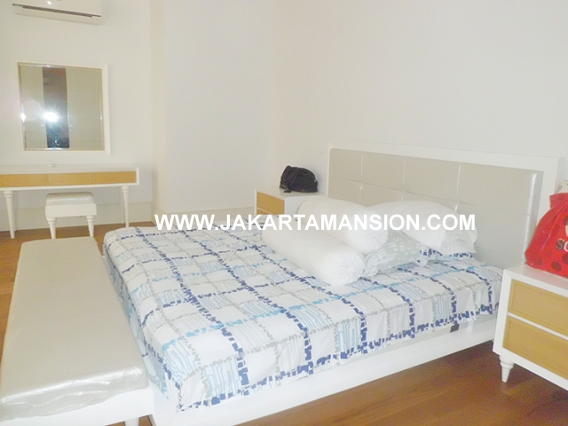 HR452 House for rent at Kemang Suitable to Embassy 