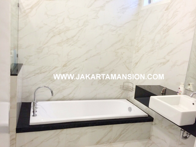 HR456 House for rent at Cilandak Close to JIS Pondok Indah