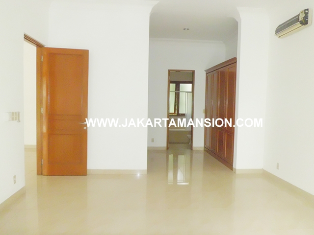 HR470 House for rent at Kemang