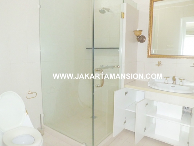 HR483 House for rent at Pejaten Close to kemang