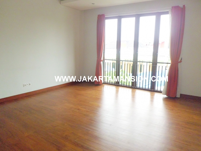 HR494 house for rent at kemang