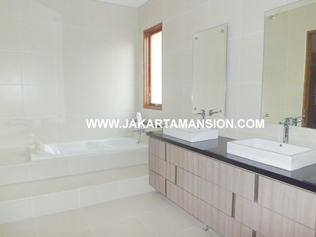HR531 Compound for rent at kemang