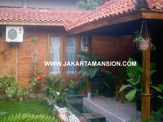 HS538 Rumah Menteng Jalan TANJUNG Dijual Hitung Tanah
