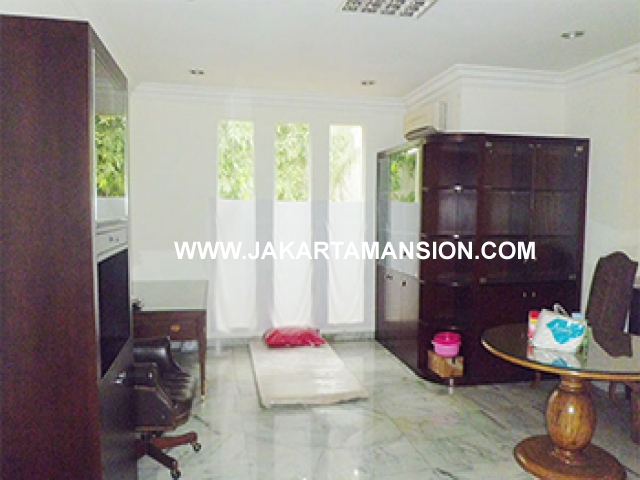 HR541 House for rent at Kuningan Suitable to Embassy Close to CBD Kuningan