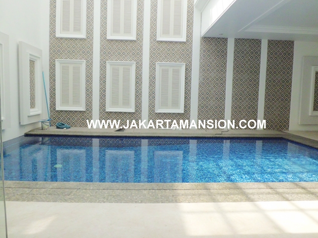 HR544 House for rent at Brawijaya Suitable to Embassy Close to kemang