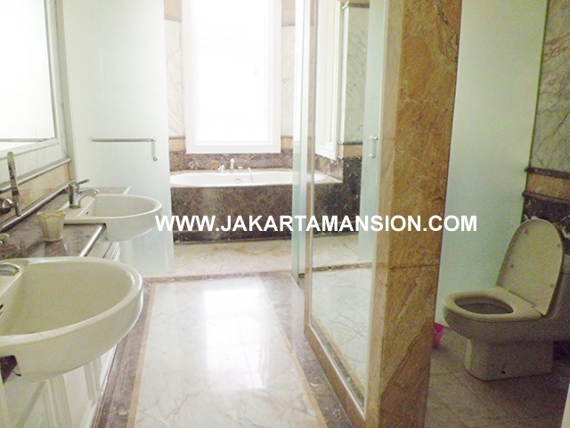 HR549 House for rent at at senopati (Kebayoran Baru) suitable for embassy