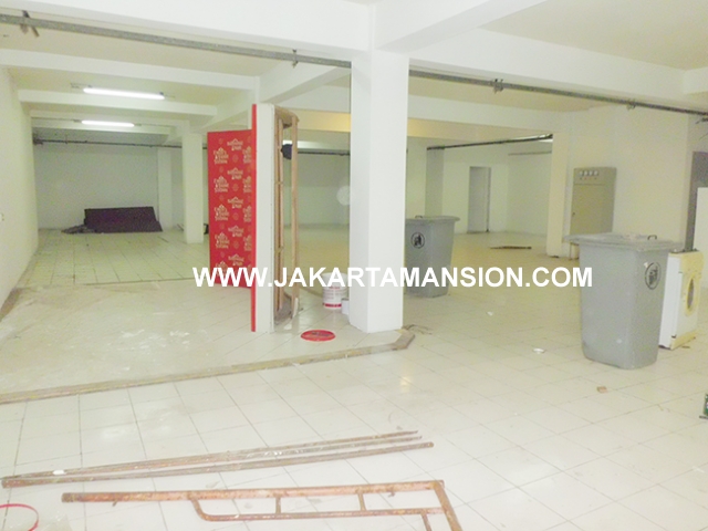 HR549 House for rent at at senopati (Kebayoran Baru) suitable for embassy
