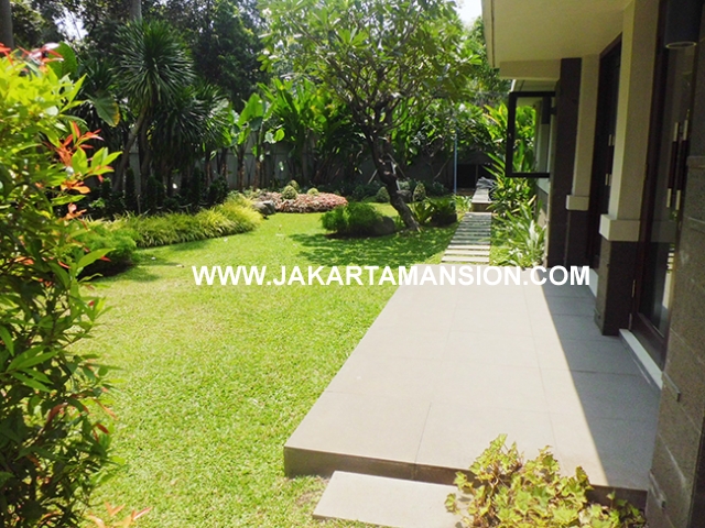 HR550 House for rent at at senopati (Kebayoran Baru) suitable for embassy