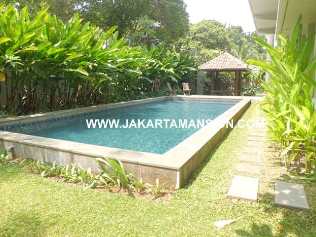 HR550 House for rent at at senopati (Kebayoran Baru) suitable for embassy