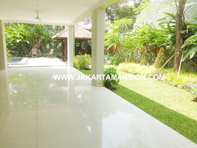 HR550 House for rent at at senopati (Kebayoran Baru) suitable for embassy