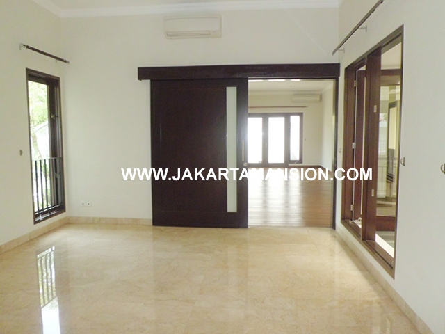 HR550 House for rent at at senopati (Kebayoran Baru) suitable for embassy