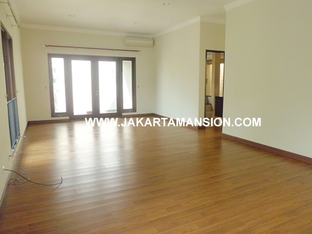 HR550 House for rent at at senopati (Kebayoran Baru) suitable for embassy