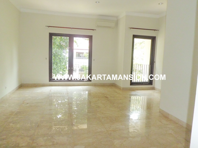 HR550 House for rent at at senopati (Kebayoran Baru) suitable for embassy