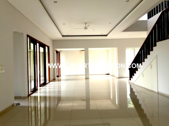 HR562 house for rent lease at kemang rumah kemang jakarta selatan disewakan