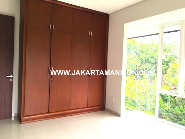 HR562 house for rent lease at kemang rumah kemang jakarta selatan disewakan