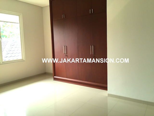HR562 house for rent lease at kemang rumah kemang jakarta selatan disewakan