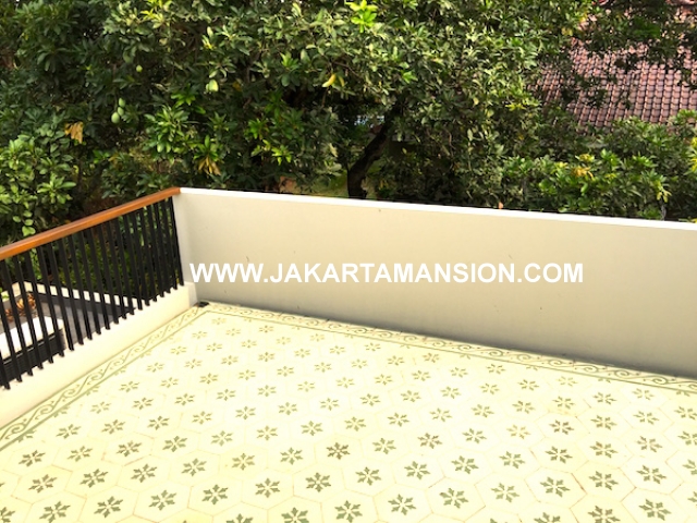 HR562 house for rent lease at kemang rumah kemang jakarta selatan disewakan