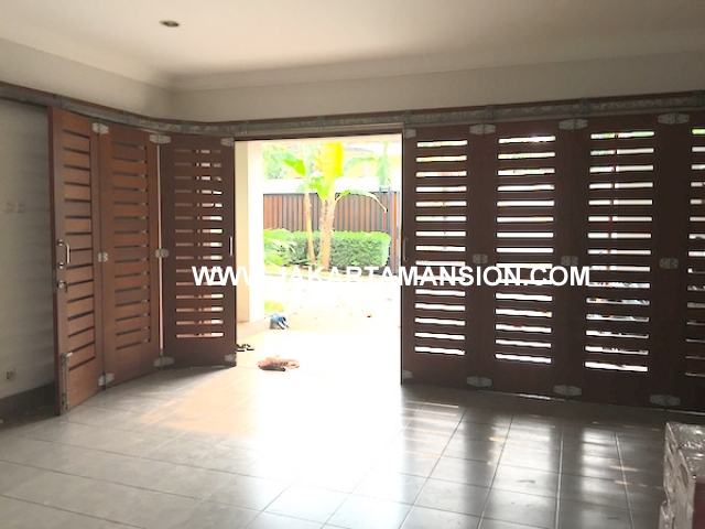 HR563 house for rent lease in kemang rumah disewakan di kemang