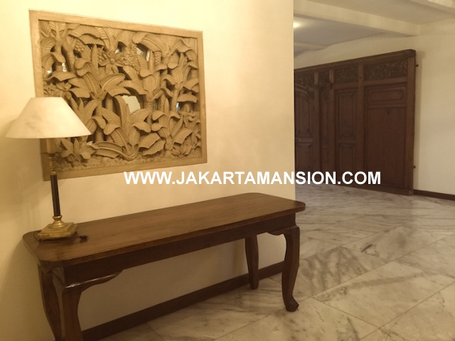 HR567 Excellent house for rent at Kemang Jakarta Selatan cheap price