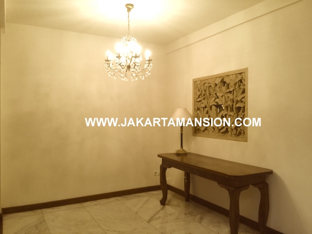 HR567 Excellent house for rent at Kemang Jakarta Selatan cheap price