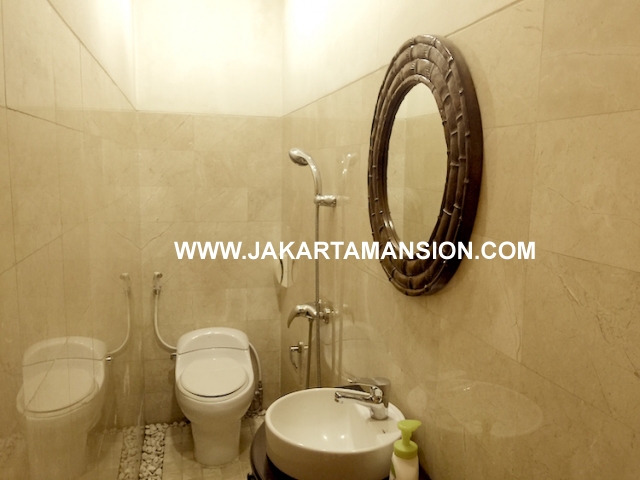 HR567 Excellent house for rent at Kemang Jakarta Selatan cheap price