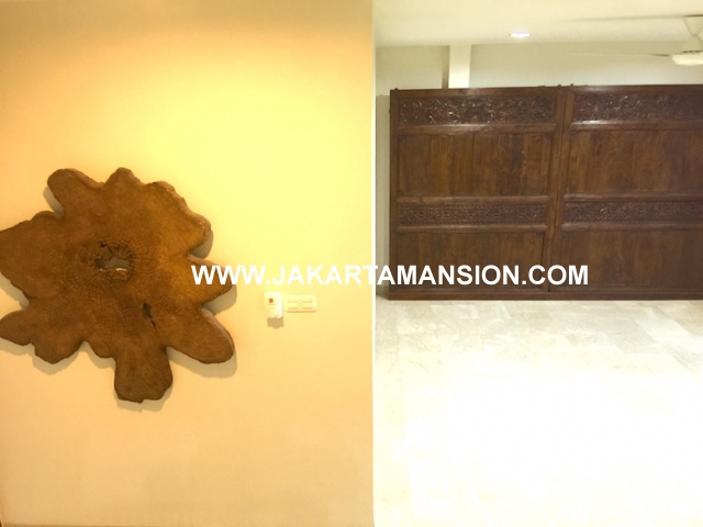 HR567 Excellent house for rent at Kemang Jakarta Selatan cheap price