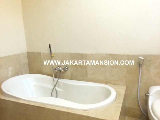 HR567 Excellent house for rent at Kemang Jakarta Selatan cheap price