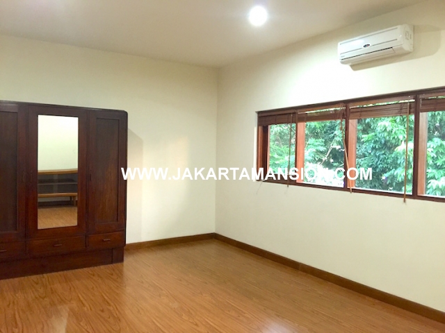 HR567 Excellent house for rent at Kemang Jakarta Selatan cheap price