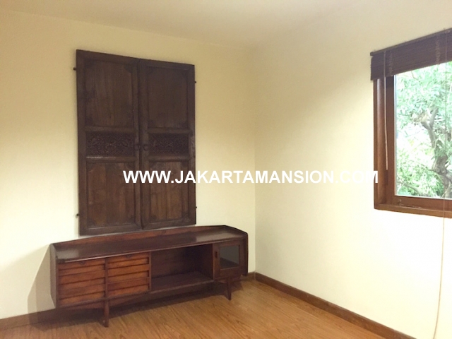 HR567 Excellent house for rent at Kemang Jakarta Selatan cheap price