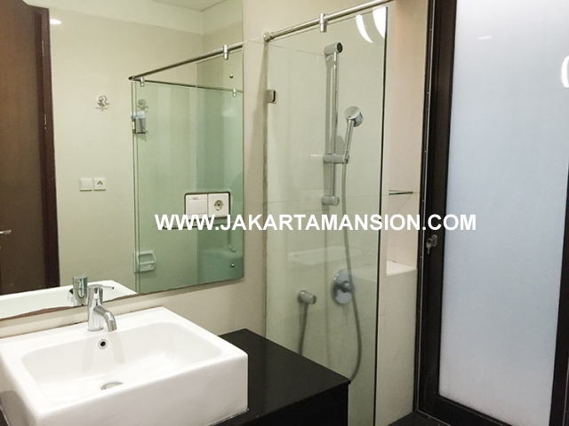 HR585 House for rent at senopati kebayoran baru 