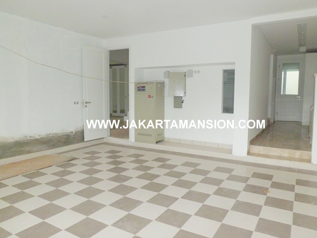 HR586 Compound for rent at Pejaten close to kemang