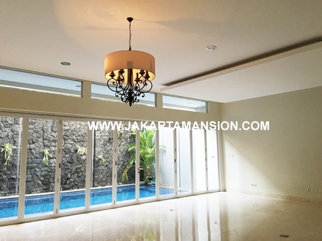 HR588 House for rent at senopati kebayoran baru