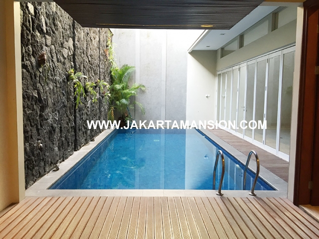 HR588 House for rent at senopati kebayoran baru