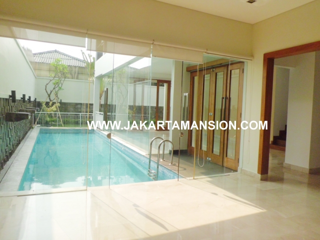 HR590 Compound for rent at Kemang