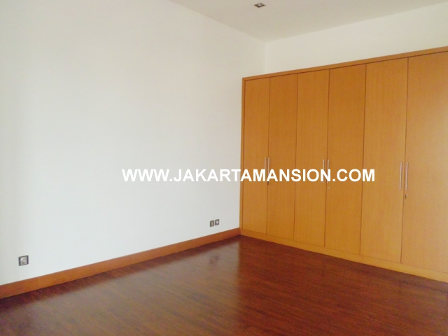 HR590 Compound for rent at Kemang