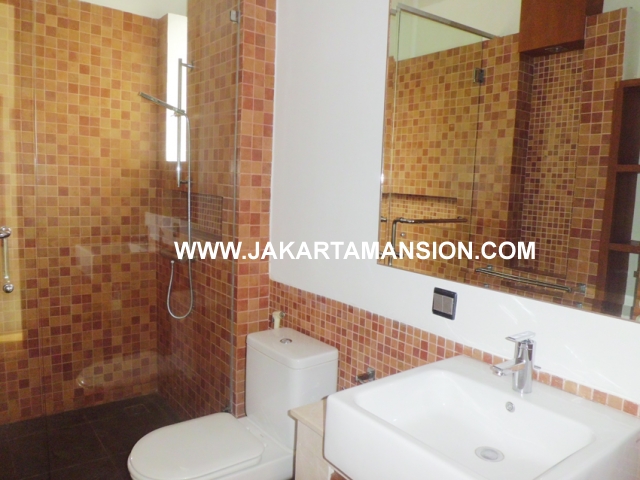 HR590 Compound for rent at Kemang
