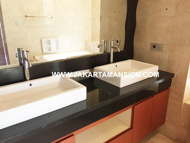 HR591 Compound for rent at Kemang