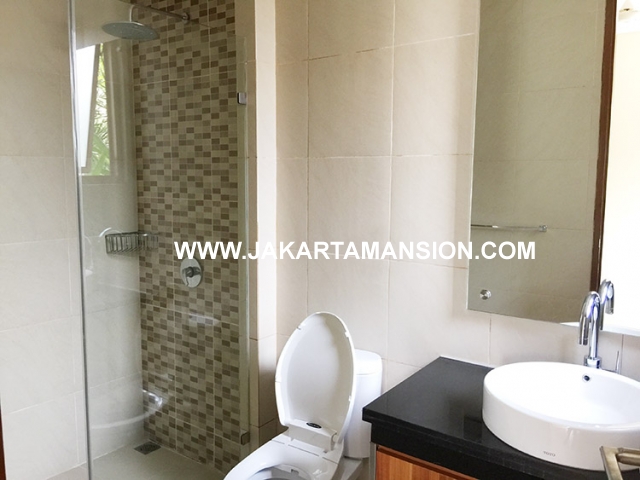 HR592 Compound for rent at Pejaten close to kemang