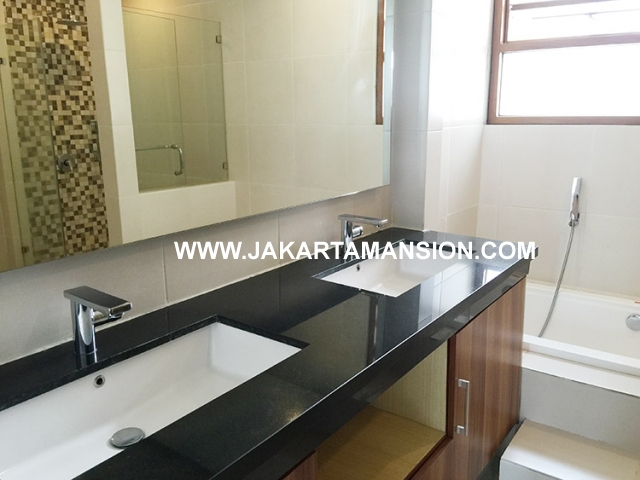 HR592 Compound for rent at Pejaten close to kemang