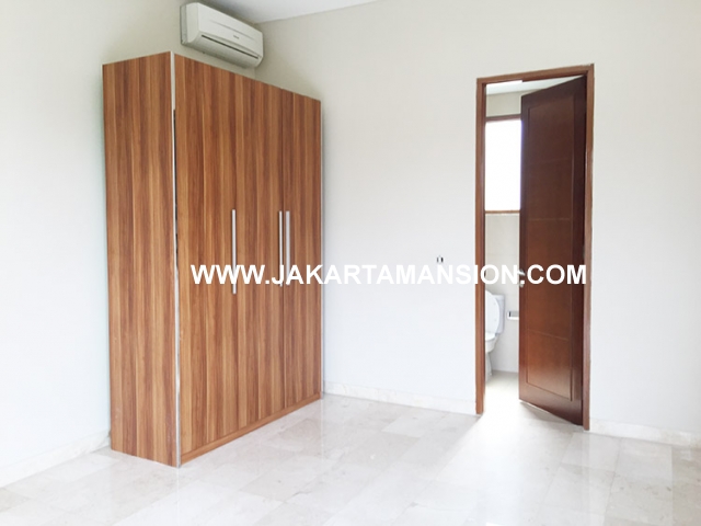 HR592 Compound for rent at Pejaten close to kemang