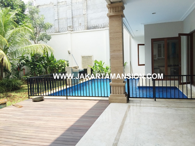 HR593 Compound for rent at Kemang