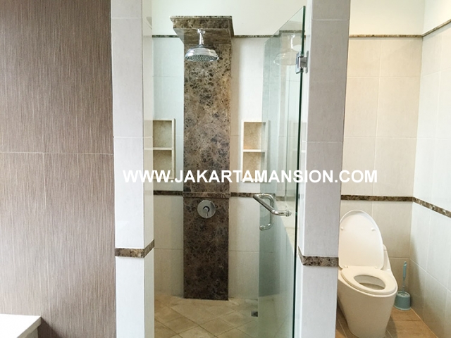 HR594 House for rent at Ampera close to kemang