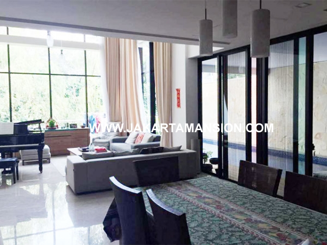 AR604 Apartement Pakubuwono House Residence Townhouse 3 lantai Dijual For Sale
